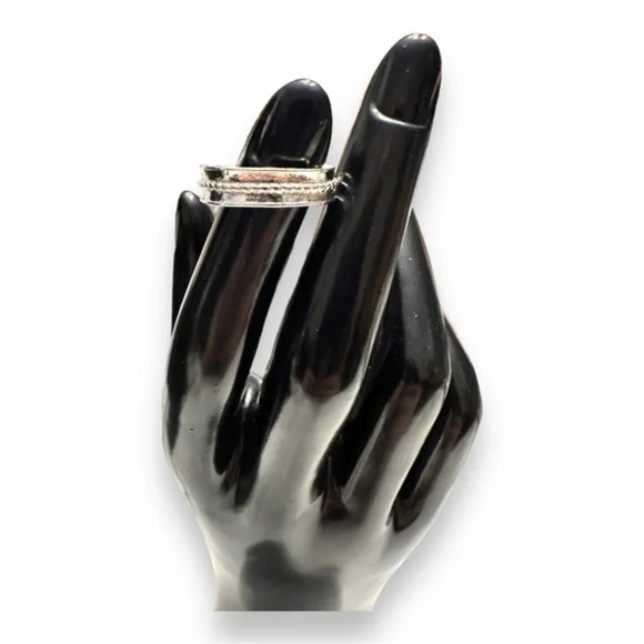 4/$25-  7pc Stacking Ring Set - Picture 5 of 6